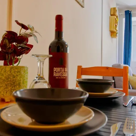 New, Cozy, Flat Лісабон