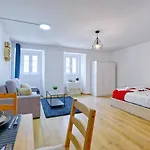 New, Cozy, Flat Apartmán *